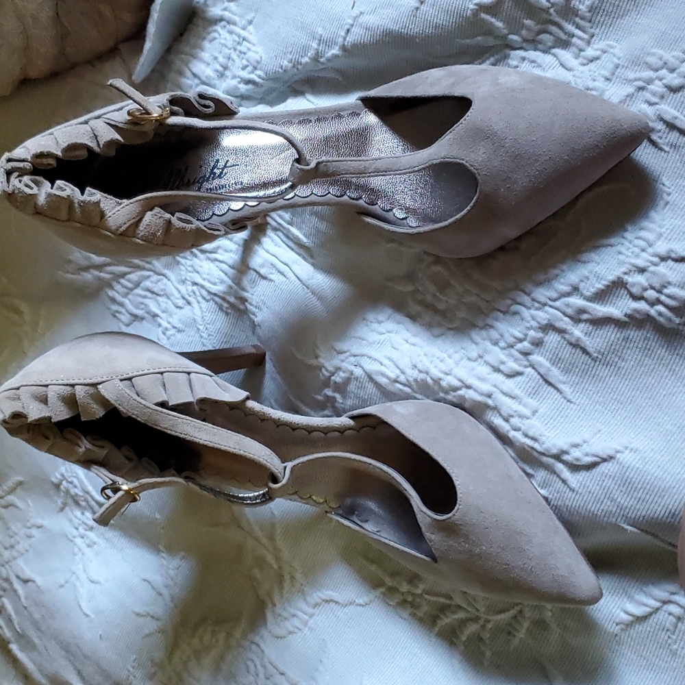 Miss Albright taupe suede sandals